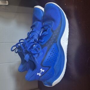 Boys Under Armour BASKETBALL shoes Royal Blue Youth Size 6